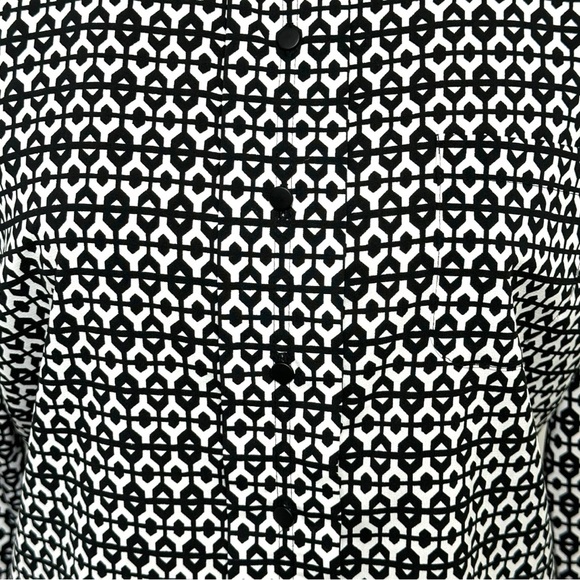 343 - BLACK & WHITE BLOUSE/TOP LARGE - Picture 15 of 15